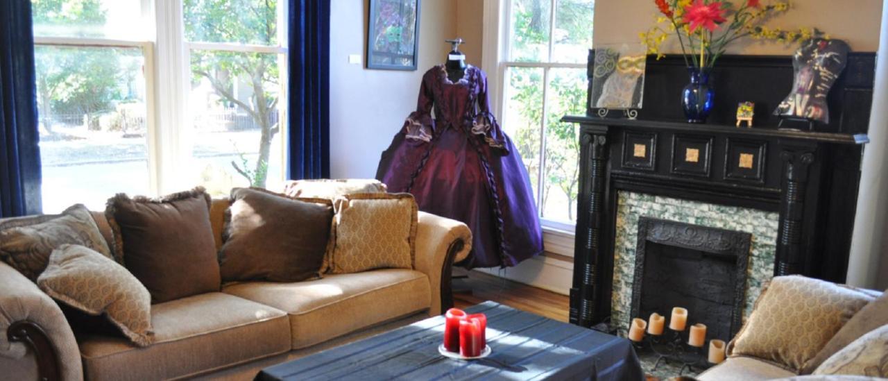 The Mardi Gras House Bed and Breakfast Mobile Eksteriør billede