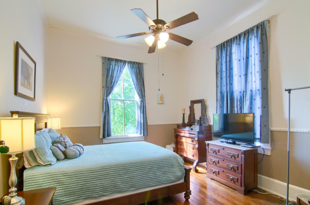 The Mardi Gras House Bed and Breakfast Mobile Eksteriør billede